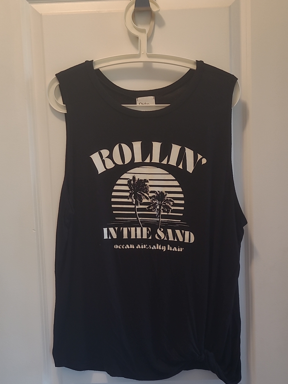 Rollin' In The Sand Graphic Muscle Tank - Black